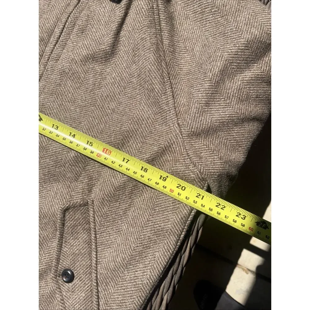 Banana Republic Melton light weight Men's Zip Jacket - Classic Casual
